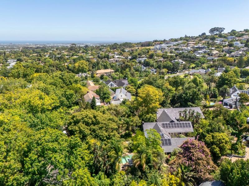 7 Bedroom Property for Sale in Somerset West Western Cape